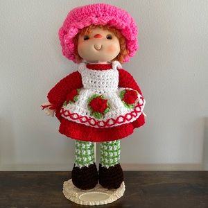 Strawberry shortcake crochet doll